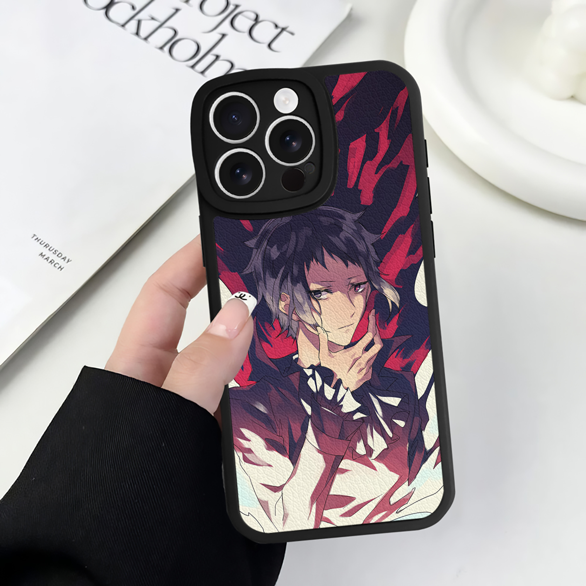 （画像用） 文豪ストレイドッグス Bungo Stray Dogs 【iPhone 16シリーズ対応】シリコンスマホケース（レザー調） 材質：シリコン